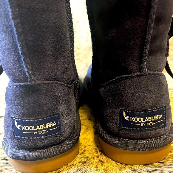 Kookaburra by UGS boots for children size 2 USA. - Picture 2 of 5